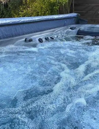 Maison Avec Jacuzzi Proche Des Plages Casa de Férias Le Bernard